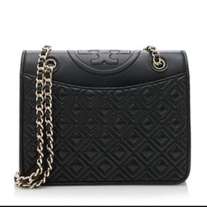 Fleming Medium Quilted Shoulder Bag, Black